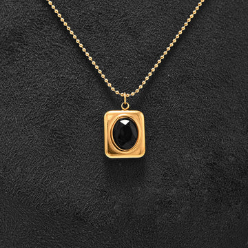 NOIR NECKLACE