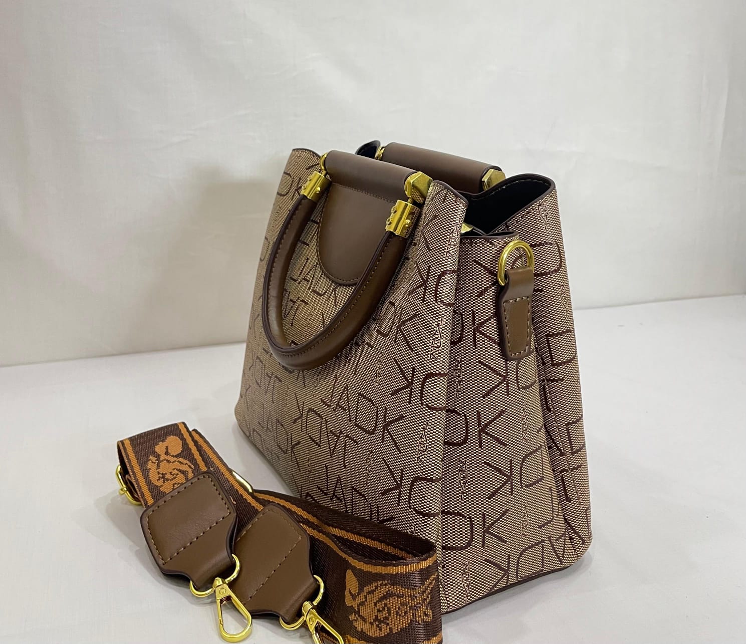 LuxeGrip Top Handle HandBag
