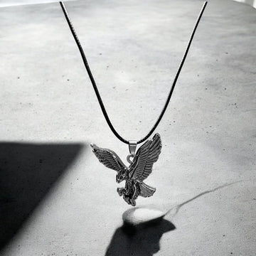 Falcon’s Flight Pendant Men