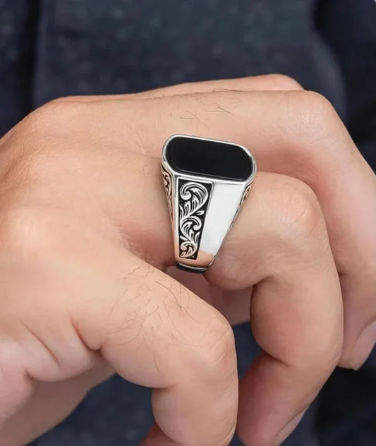 The Grand Signet Turkish Ring Men